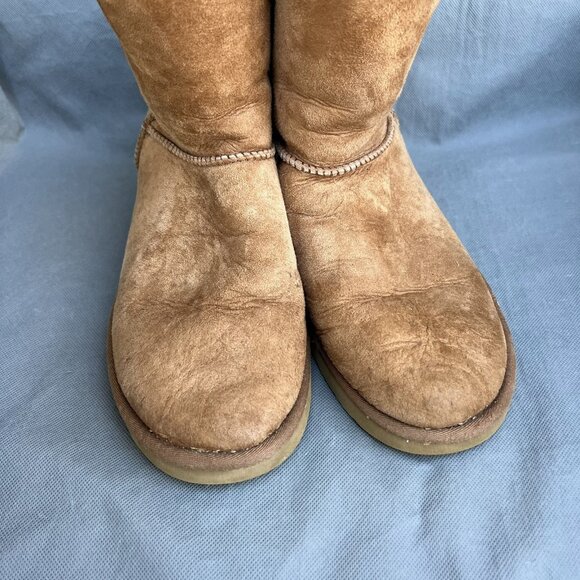 UGG Australia Size 10 Brown Chestnut Boots Shoes Pull On Shearling Style - Picture 4 of 9